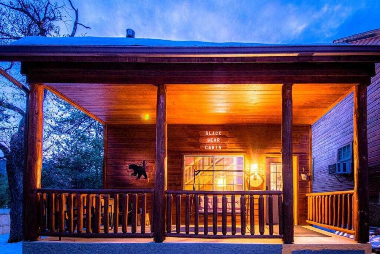 #5 Black Bear - Pet Friendly - Sleeps 6 - Playground & Game Chalet *